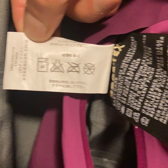 Beta AR Magenta Arc’teryx Jacket - Picture 5 of 7